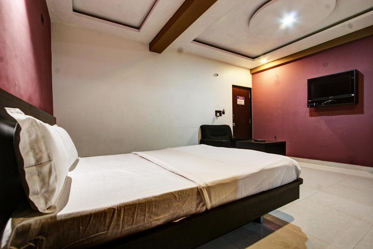 Spot On 37197 Mallya Residency Hotel Someshwar Exterior photo