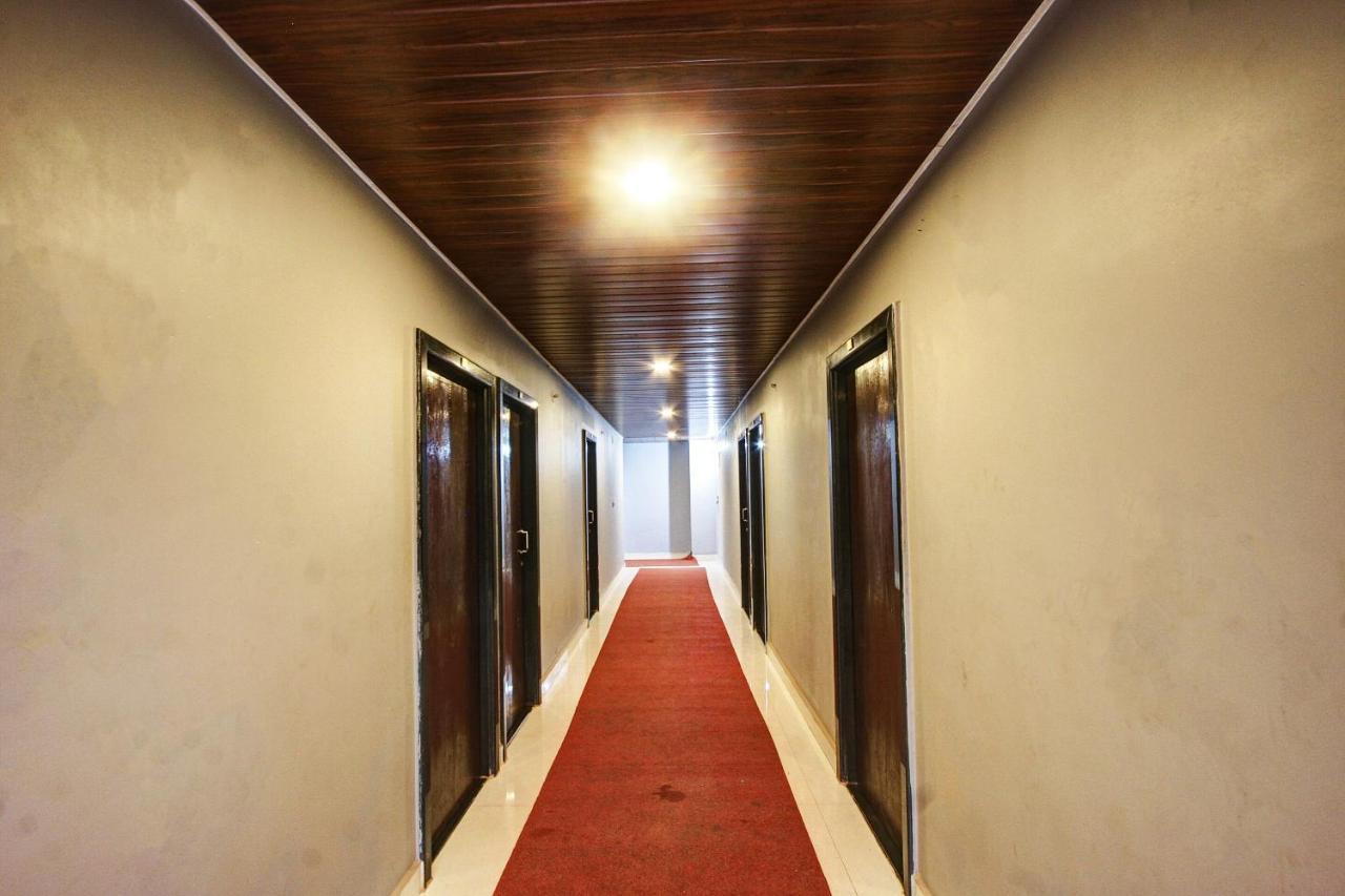 Spot On 37197 Mallya Residency Hotel Someshwar Exterior photo